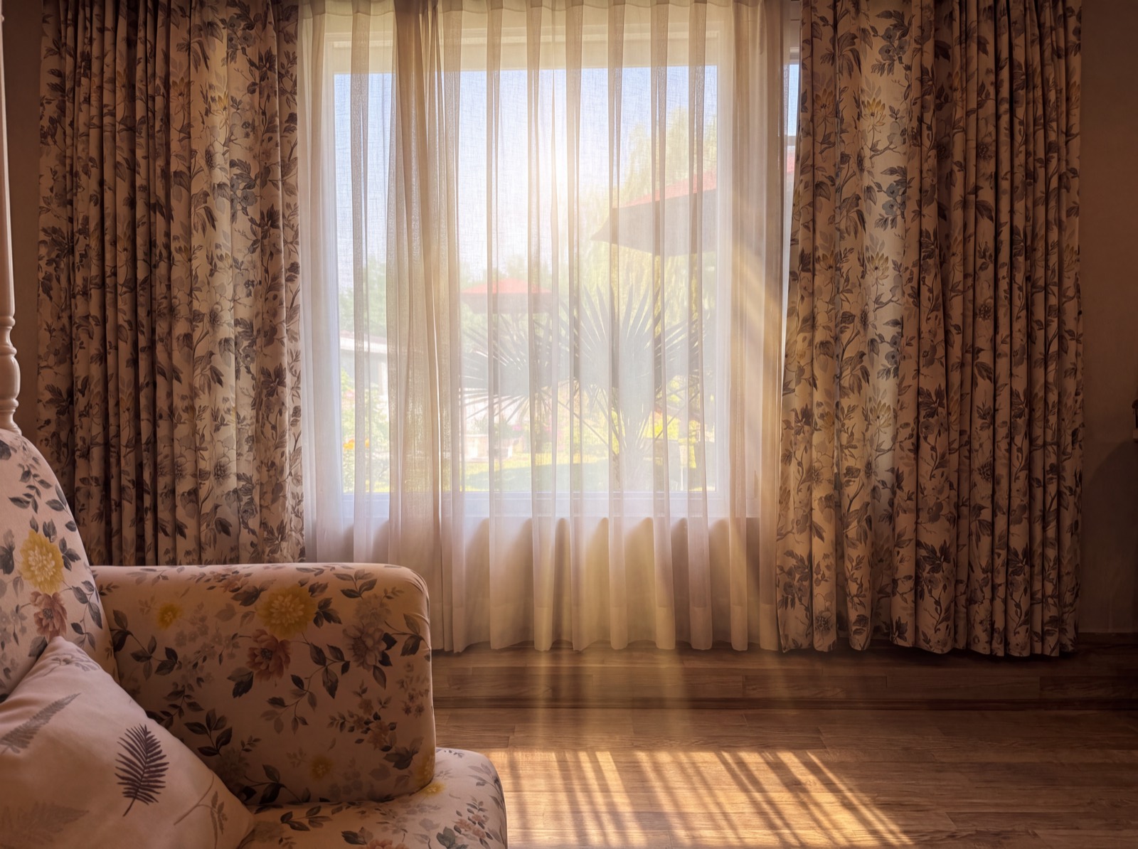 Chinar — interior