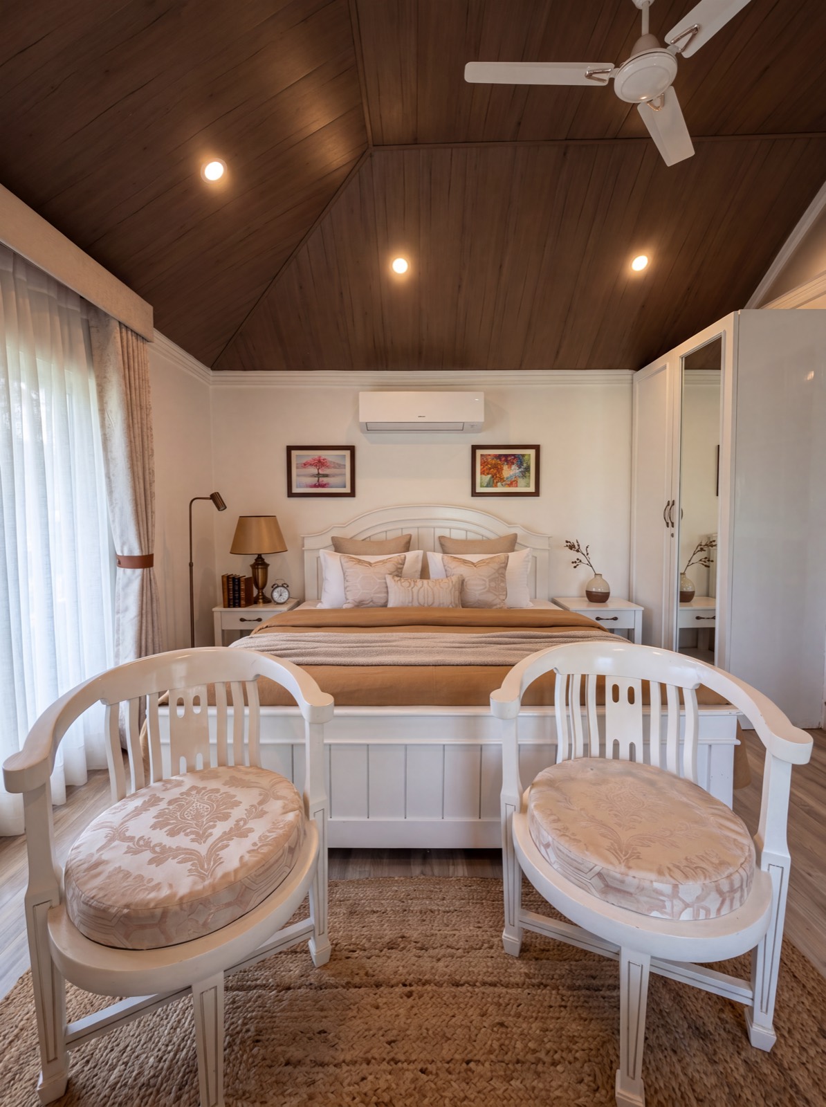 Private Cottages