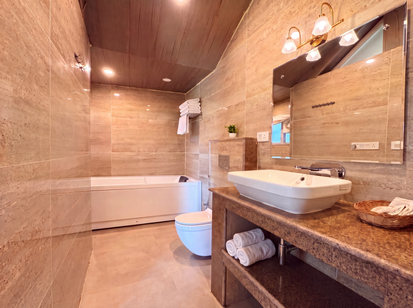 Bahar — washroom